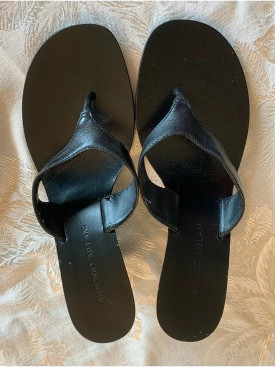 ANTONIO MELANI Black Leather Thong Mules - Picture 2 of 5